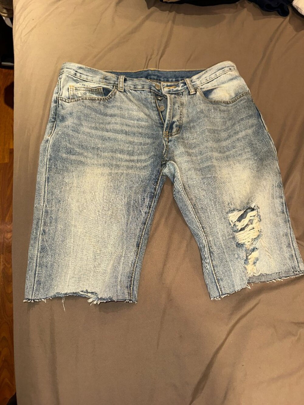 MNML Cut off Shorts | Size 34